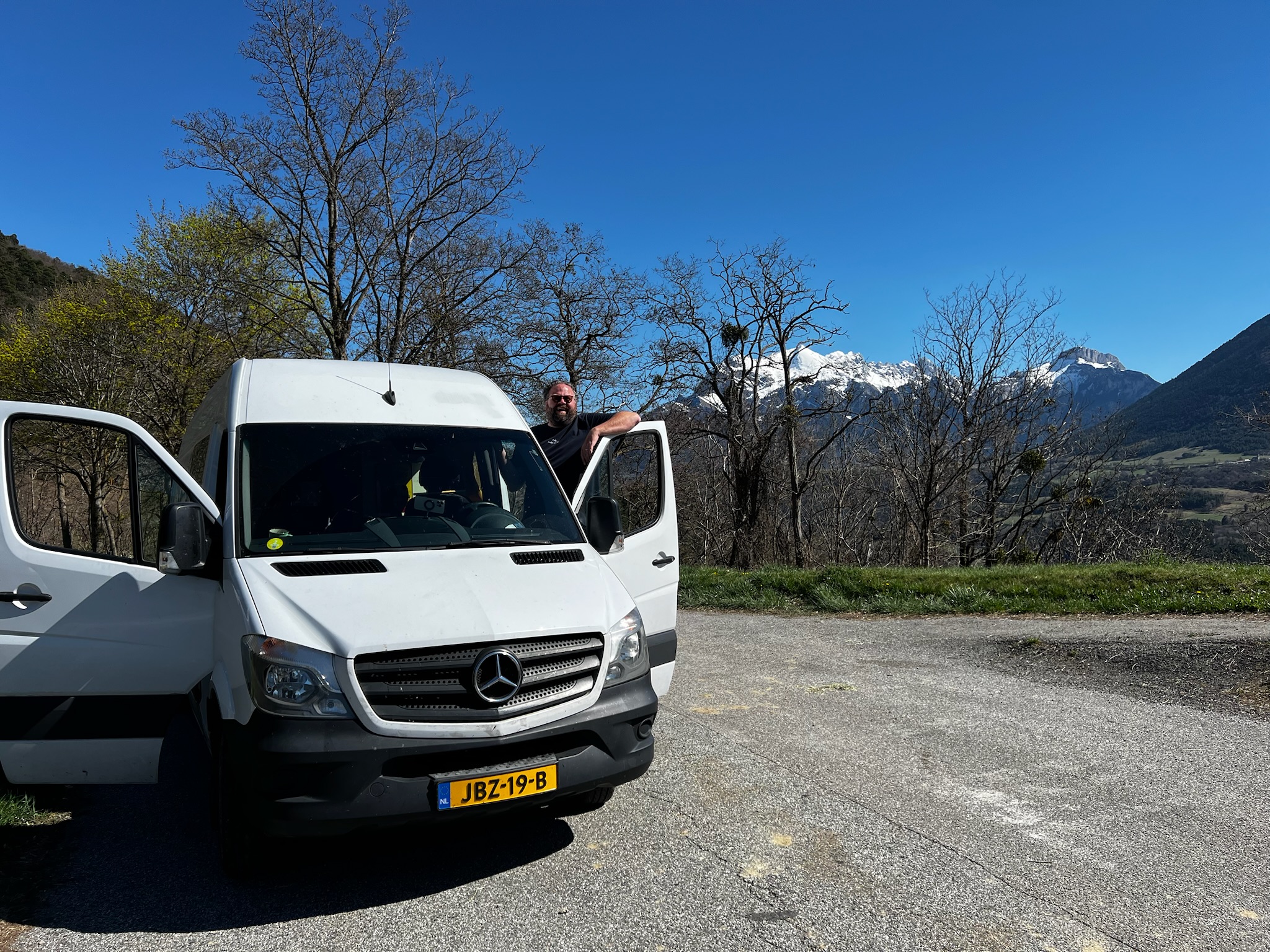 Gijs with campervan
